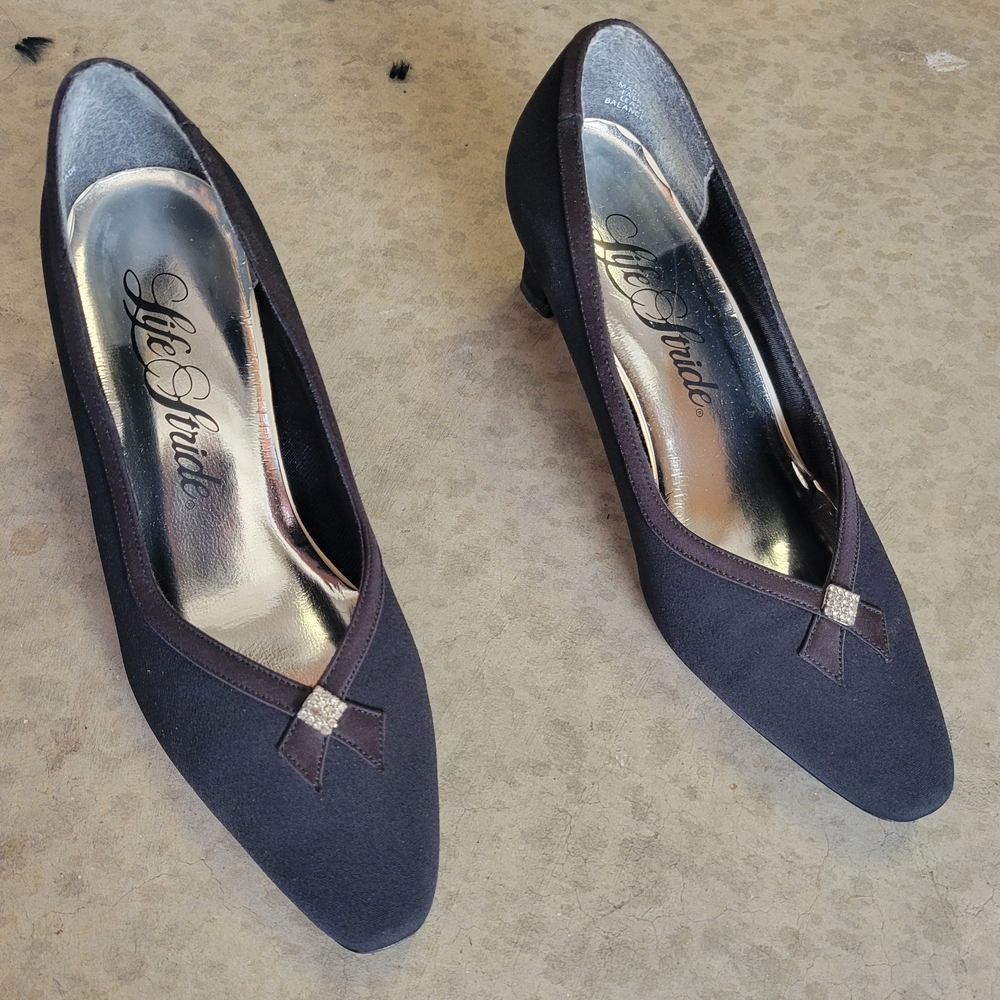 Life Stride Black Heels with Bow Accent